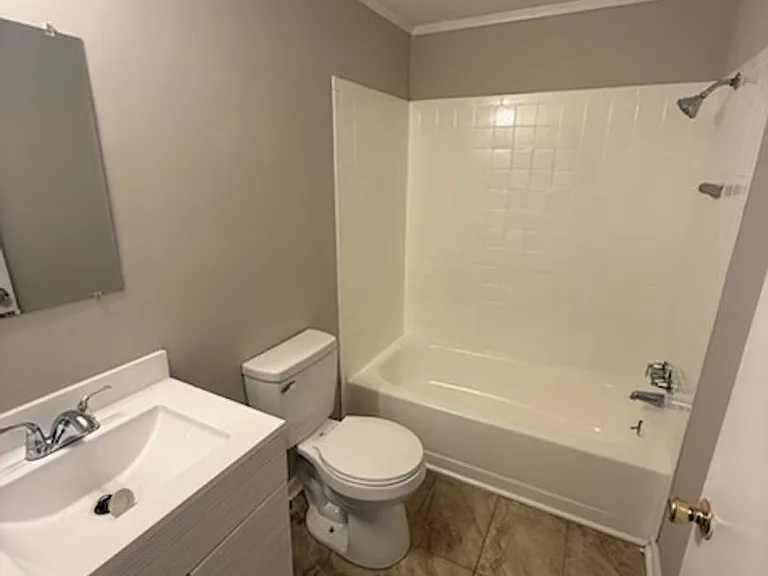 935 Country Place Rd — Photo 8