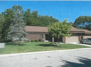 619 Applegate Ln, Grand Blanc, MI 48439