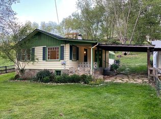 143 Carl Arrington Rd, Waynesville, NC 28786