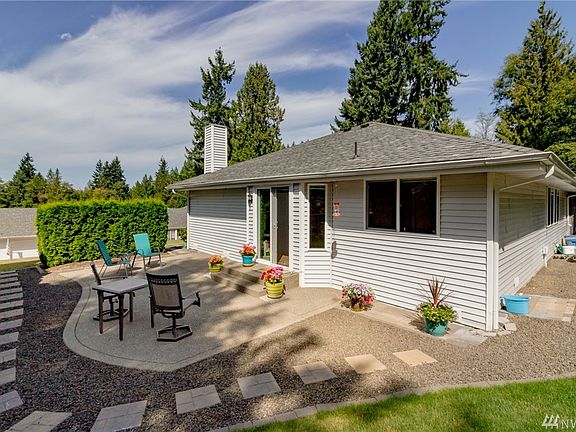 4th image of 4421 32nd Ave #1-B