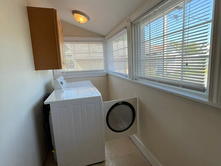 1145 Isabella Ct — Photo 11