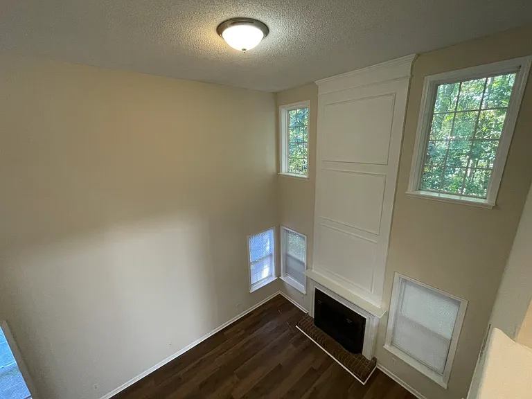 113 Gingerlilly Ct — Photo 6