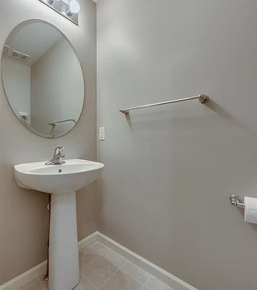 529 Parkgate Dr — Photo 15
