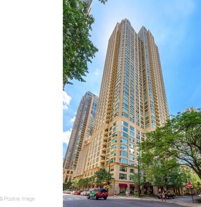 25 E Superior St APT 3401, Chicago, IL, 60611