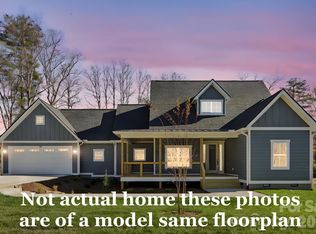 167 Haywood Crossing Dr, Hendersonville, NC 28791