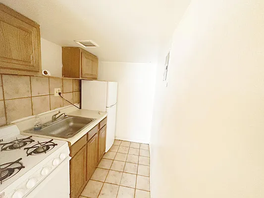 Rented by Guidance Realty Corp. | media 13