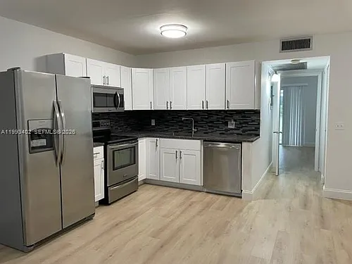 251 SW 132nd Way Photo 1