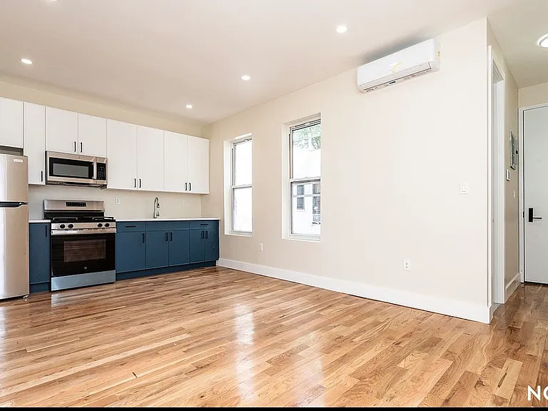 461 78th St #3B — Photo 2