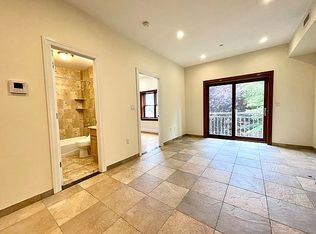 30-29 38th St #2R, Astoria, NY 11103