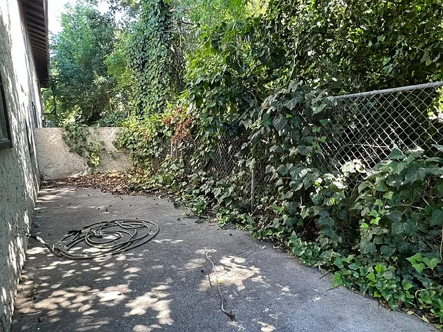 835 W 4th Ave — Photo 1