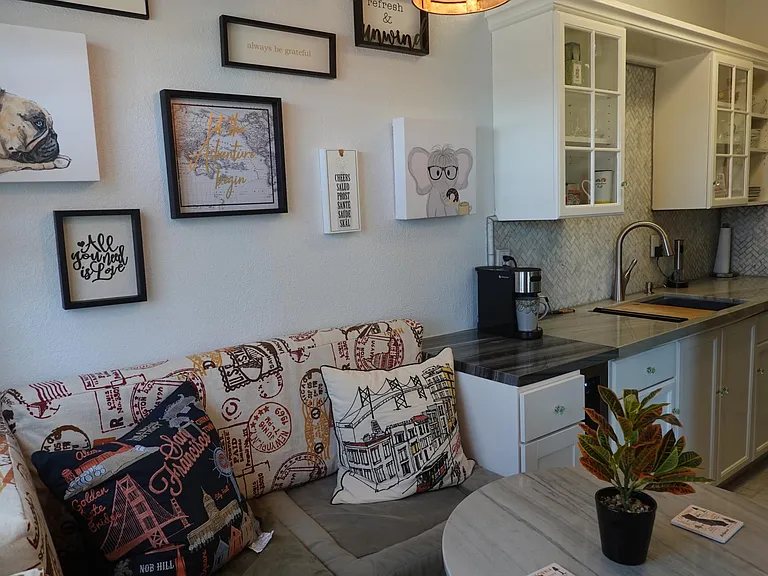 325 W 3rd St #508 — Photo 20