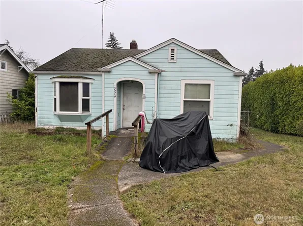 8624 Yakima Avenue, Tacoma, WA 98444