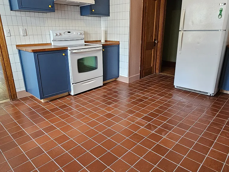 123 Snow St #2 — Photo 9