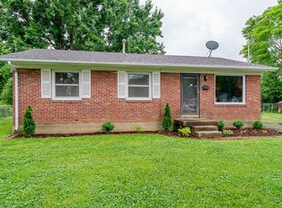 10715 Leelah Ct, Louisville, KY 40272