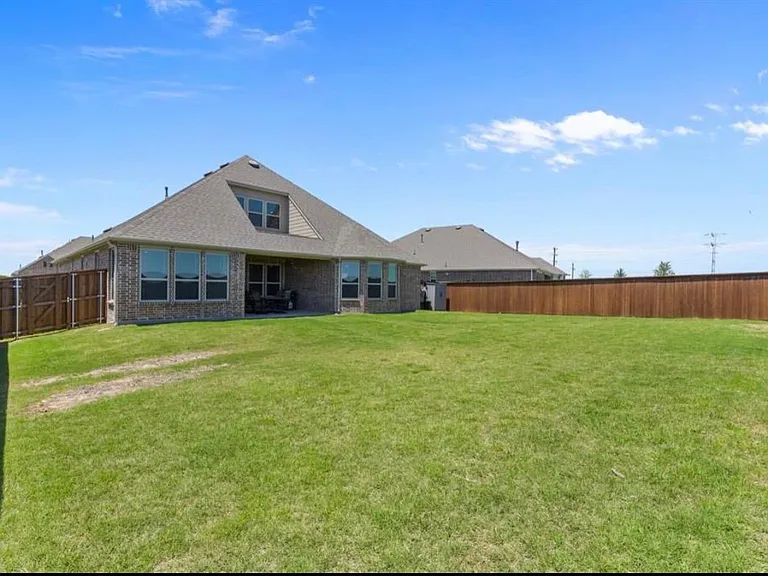 15166 Rosario Rd — Photo 32