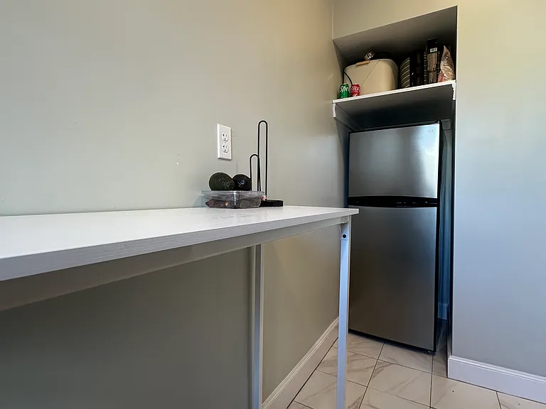 75 Park Dr #19 — Photo 5