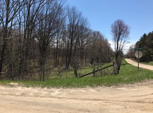 4957 W Herrick Rd, Farwell, MI 48622