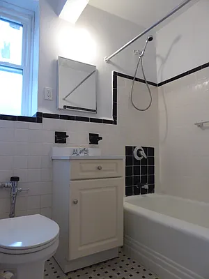 Rented by Tapestry Real Estate of Queens | media 15