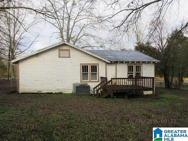 2nd image of 4009 Greenwood Rd