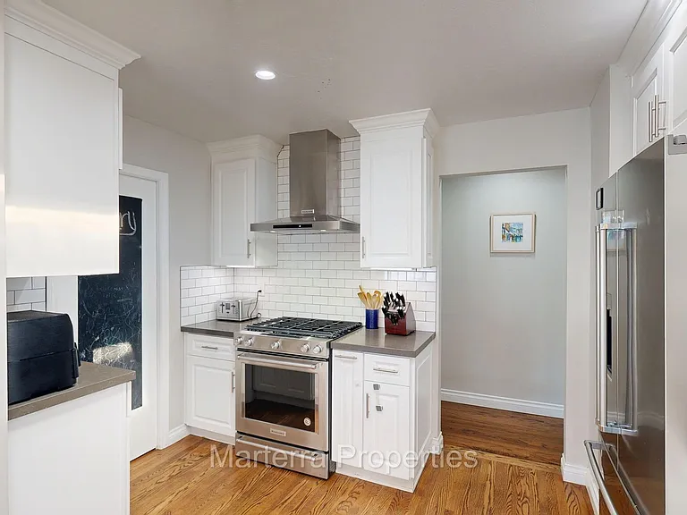 2342 Fordham Dr — Photo 21