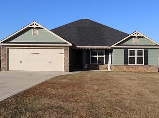 2 Snow Shoe Ct, Fort Mitchell, AL