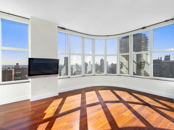 181 East 90th Street image 10 of 21