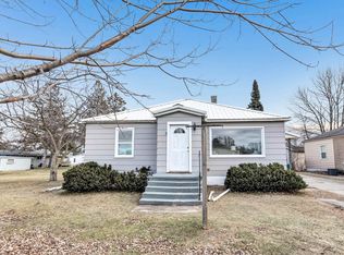 1306 Myrtle St, Marinette, WI 54143