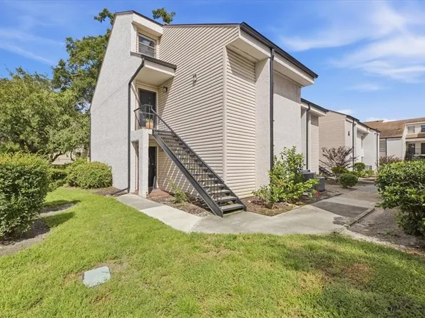 4769 Puritan Cir #401, Tampa, FL 33617