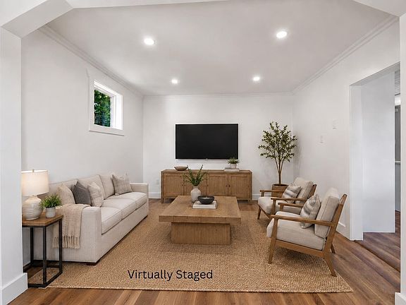 2nd image of 379 Bissett Rd