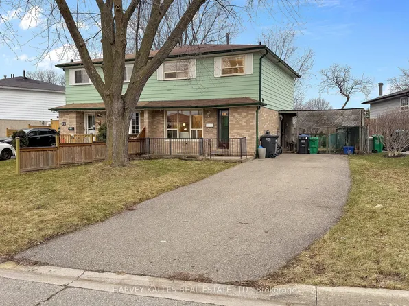 29 Glenmore Cres, Brampton, ON L6S 1H9