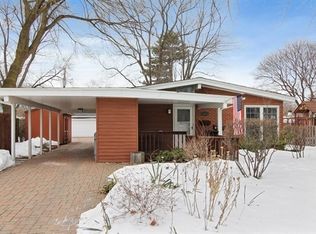 3803 Wilke Rd, Rolling Meadows, IL 60008