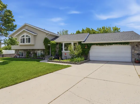 1320 E Woodhill Cir, Sandy, UT 84092