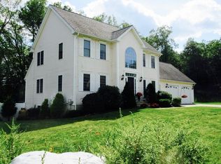 6 Preserve Way, Sturbridge, MA 01566