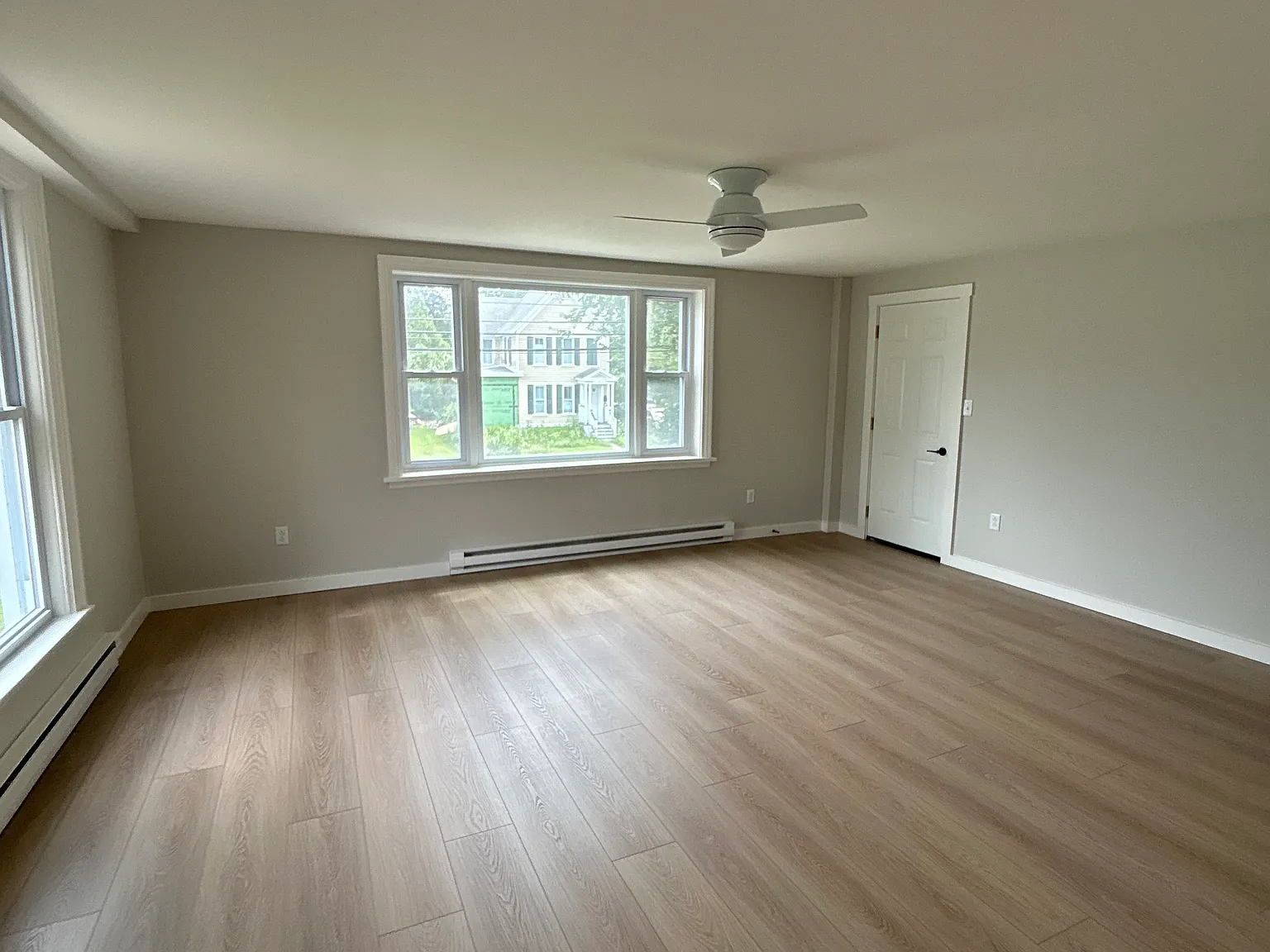 1 bed, $1,400 — Photo 2