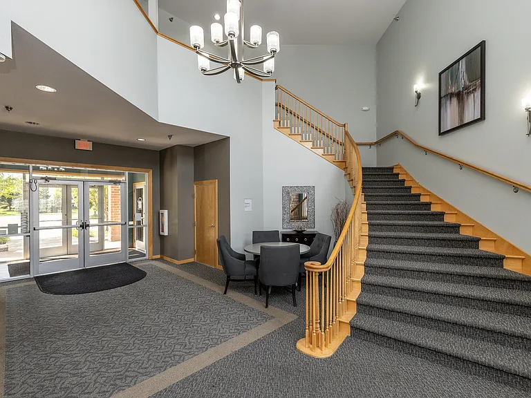 Hearthstone Apartments and Townhomes — Photo 10