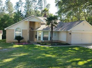1625 Eagle Dr, Cantonment, FL 32533