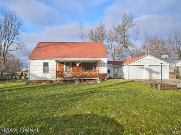 4418 Lenrose Ave, Flint, MI 48532