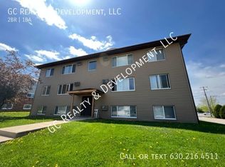 10403 N Church St APT 3N, Huntley, IL 60142