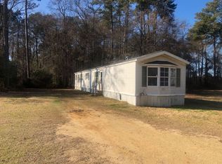 101 Allen Bass Ln, Roseboro, NC 28382