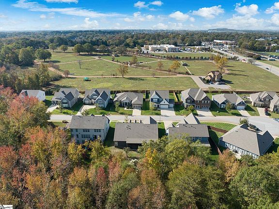 5th image of 122 Riverland Woods Ct
