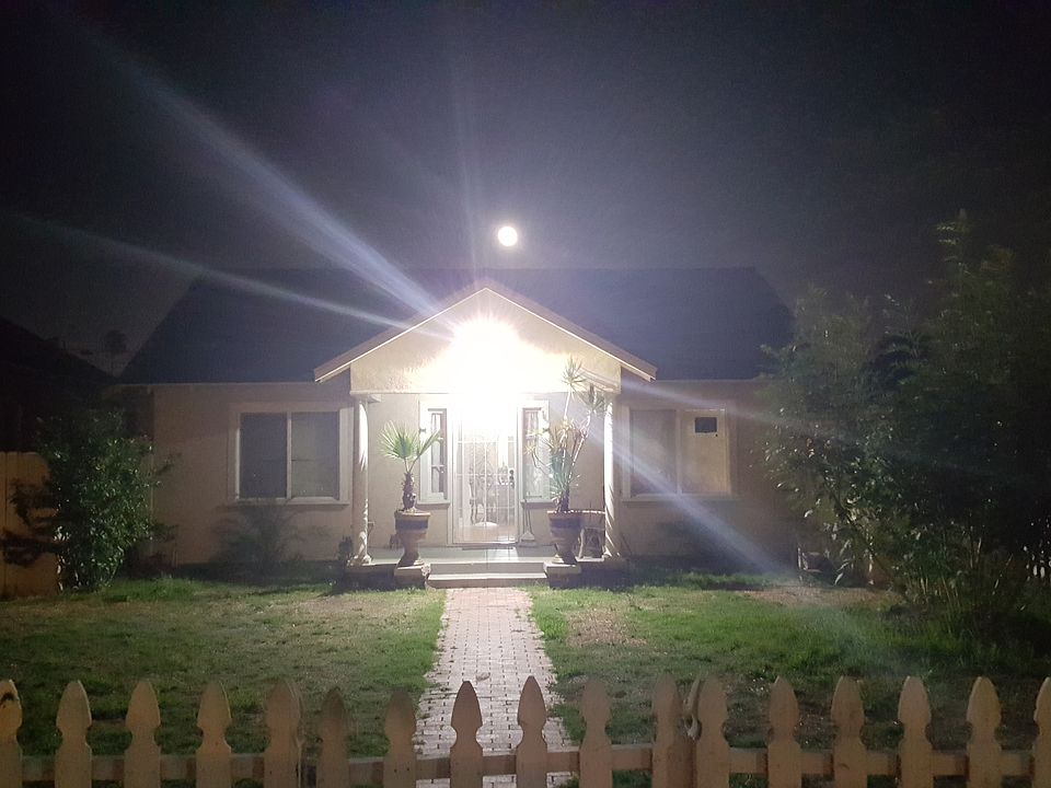 1st image of 148 N Bonita Ct