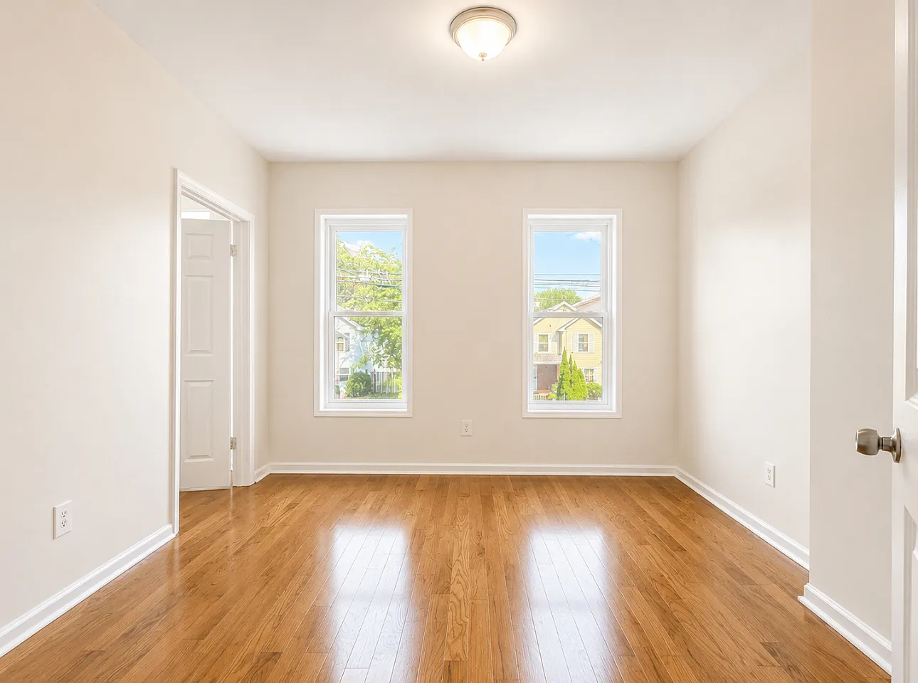 3 bed, $2,400 — Photo 3
