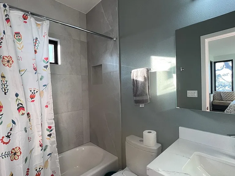 480 Erlin Dr — Photo 11