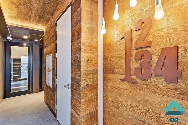 Rented by EXR | media 48