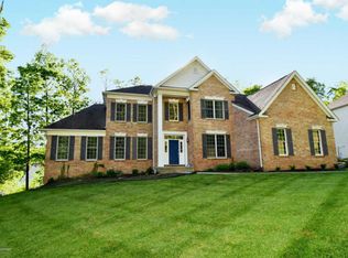 237 Spyglass Ct, East Stroudsburg, PA 18302