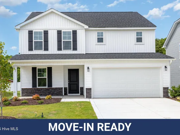 25 W Emily Gardens Drive, Selma, NC 27576