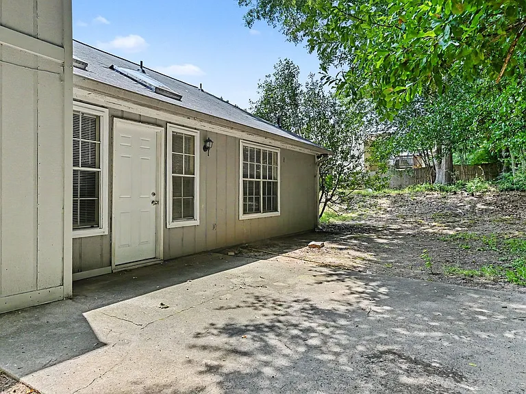 3543 Broad Oak Ct — Photo 15