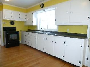 46 Hillview Rd, Gorham, ME 04038