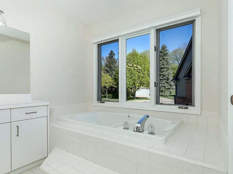 37743 Avon Ln — Photo 19