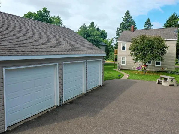 332 S THIRD STREET, Medford, WI 54451